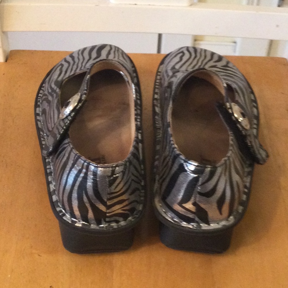 Alegria Shoes - Picture 4 of 5